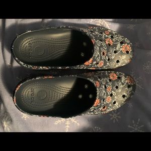 Vera Bradley Crocs